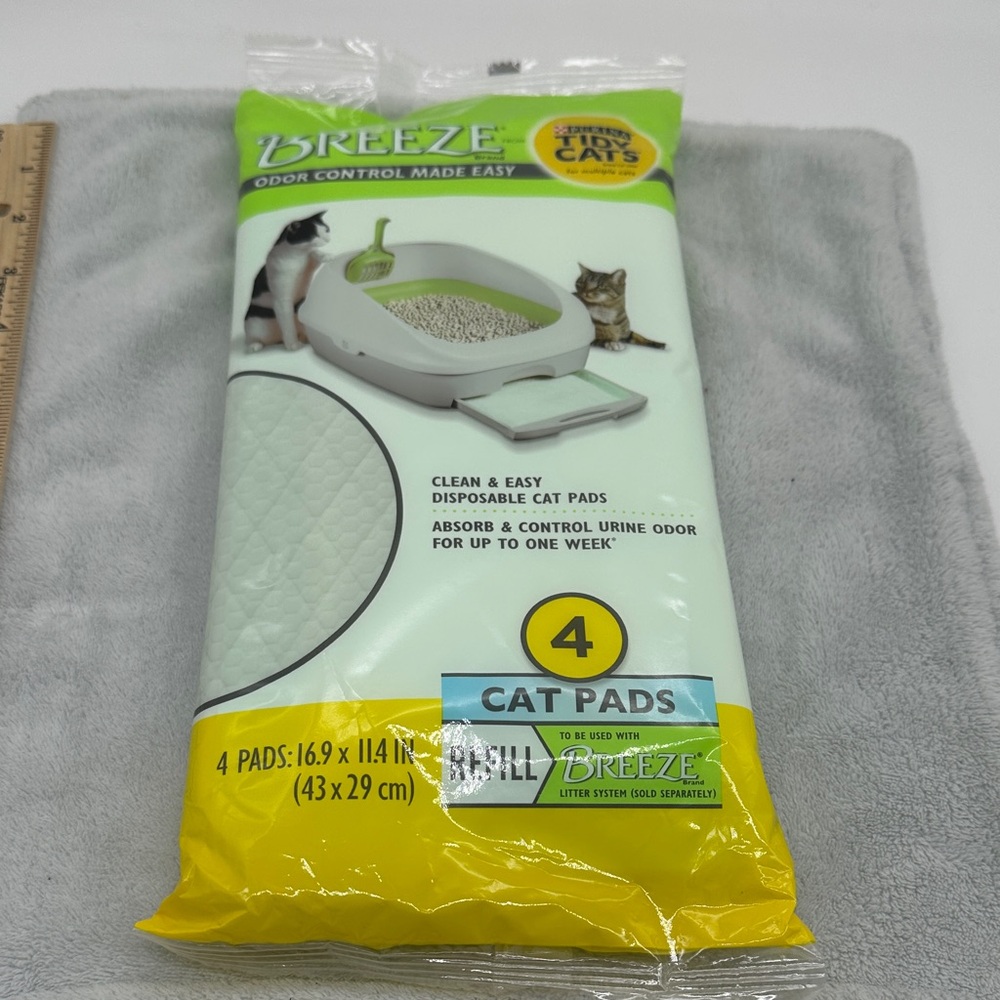 Purina Tidy Cats Breeze Odor Control Made Easy-4 Cat Pads New Sealed